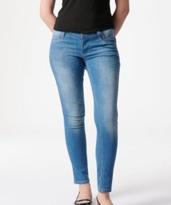 Zonawear.shop68f1a6708d 1