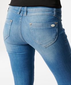 Zonawear.shop68f1a6708d 5